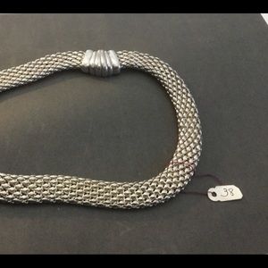 Ladies snakeskin neckless magnetic closer